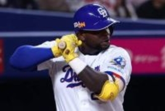 中日サノーにアクシデント　適時打の直後に足を痛めたか…途中交代に豊橋も沈痛