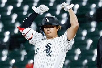 村上宗隆、MLB1位の12号に「ラクな場面で回ってきた」　同僚に感謝…連敗阻止の一撃に手応え