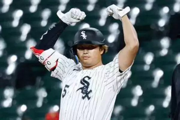 村上宗隆、MLB1位の12号に「ラクな場面で回ってきた」　同僚に感謝…連敗阻止の一撃に手応え