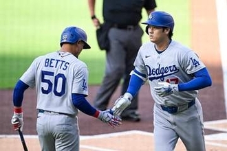 大谷の一撃の裏で…敵軍野手に“悲劇”か　突然すぎた交代劇に米指摘「かなりの違和感を」