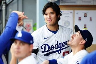 由伸ではない…大谷の隣に座った“珍しき人物”　ファンも思わずアフレコ「大丈夫なのか?」