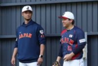 連日の“ダル塾”開講　宮城、隅田らブルペン入りで熱視線…合流2日目も際立つ存在感