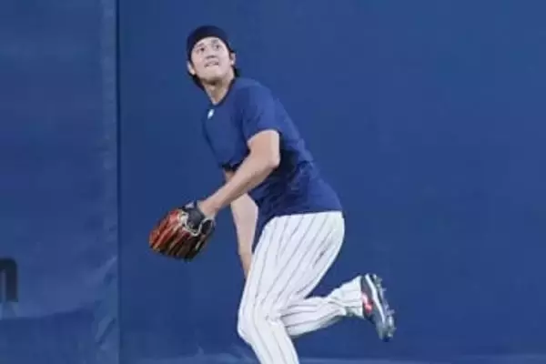 大谷翔平、センター守備で軽快な動き　50分間で28度の守備機会…華麗な背走キャッチも披露