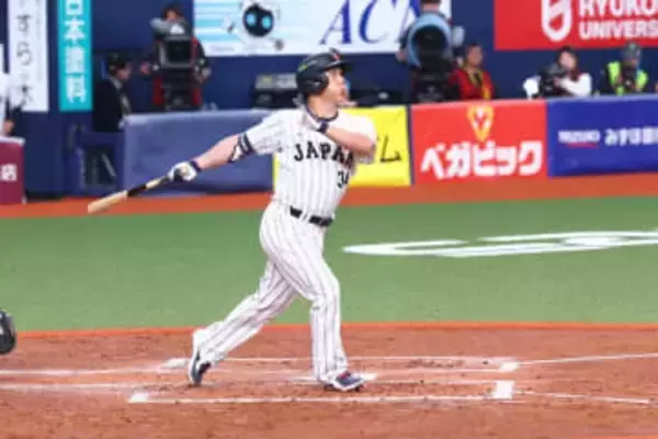 吉田正尚、オリ戦で衝撃の特大弾　京セラDも大熱狂…大谷翔平も手を挙げ喜ぶ