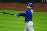 「大谷翔平、スタメン復帰で二塁打　MLB通算200本目…ド軍は緊急事態発生も3連勝、8投手完封リレー」の画像1