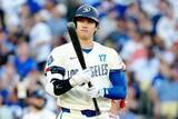 「大谷＆朗希出場のド軍戦…目を奪われる存在感　“謎の4文字”が「なんかおもろい」」の画像1