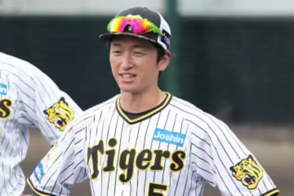 阪神、異色の特別ユニが「オシャレ」　伝統カラーから“変貌”…ファン絶賛「爽やかでカッコいい」