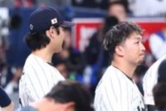 大谷の真横で「なにしとんねん」　発見された鈴木誠也の行動…まさかのポーズにファン爆笑