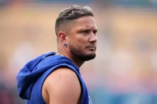 ド軍ロハスは帰国せずチーム“残留”　父親が急逝も…指揮官が状況明かす「対処している」