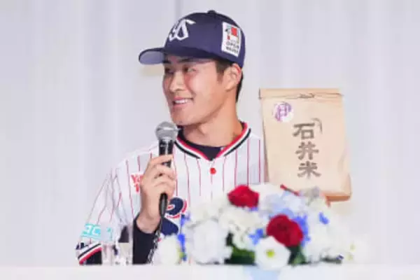 燕ドラ6、実家の“石井米”猛アピール　新入団発表で異例の試食「ネット注文できます」