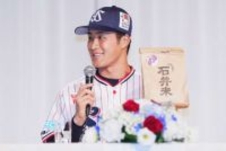 燕ドラ6、実家の“石井米”猛アピール　新入団発表で異例の試食「ネット注文できます」