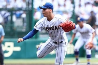 「肝の据わり方エグい」　本当に高校2年？…甲子園で見せたエースの“振る舞い”に「正直痺れた」