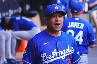 ロバーツ監督“最速”1000勝に到達　ド軍4連勝で貯金最多26…大谷翔平は1安打2出塁で貢献