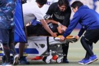 中日・川越にアクシデント　代打で適時打→走塁で右肩負傷か…担架で搬送、場内沈痛