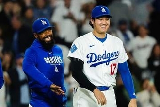 一瞬映し出された大谷翔平の行動　ノリノリでお出迎え…ド軍SNSに紛れ込んだ“不変”