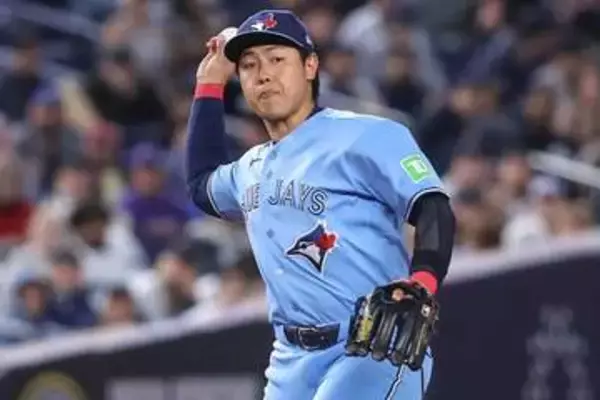 岡本和真の隠れた美技、地元TV局で大絶賛　弾丸ライナー捕球は「最も難しい」
