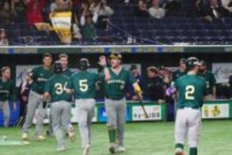 日本で一躍“話題”の娘が「戻ってくるよ」　侍の対戦相手ニッコリ「大きくなったんだ」