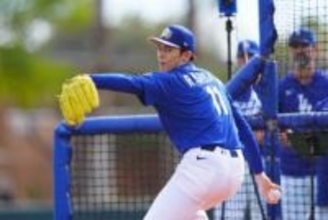 佐々木朗希に“変化”？　「顔つきが違います」気迫溢れる8連発…日米ファン魅了