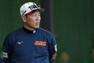 侍J連覇のカギ握る33歳　打率.209と不振でも…名将語る重要性「守りのミスが」