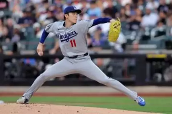 ド軍勝利の4分後…MLB公式が称えた佐々木朗希　“早業”の1枚「力投を見せ」