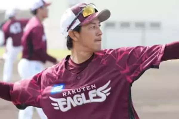 41歳の“王子”は「スタイル抜群」　イケメンスーツにファン悶絶…緩めネクタイは「反則」