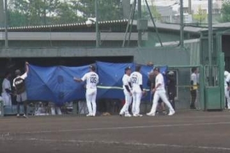 ロッテ和田にアクシデント　体調不良か…ベンチにシートで囲い　2軍戦は長い中断
