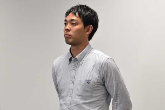 赤いユニ 見慣れなくて当たり前