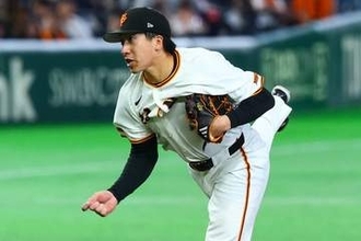 巨人“特別ユニ”が「センス良すぎ」　目につく赤＆黒…異例コラボは「斬新すぎ」