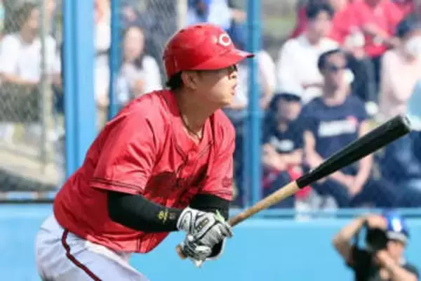 右でも左でも快音連発…広島ドラ1が「開幕スタメンある」　衝撃“.429”が「えげつない」