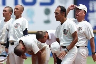 日大三、三木監督「やるべきことやった」　苦難の代も選手称える…プロ注の田中諒は進路を明言