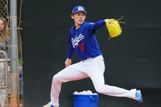 佐々木朗希、キャンプ初日にブルペン入り　変化球を交えて熱投…先発ローテ争いへ猛アピール