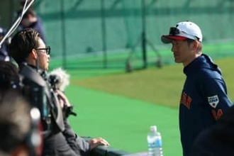 元WBC戦士の登場に「うあああ！」　阪神OBの44歳“イケオジ”…ファン悶絶「えぐい美」