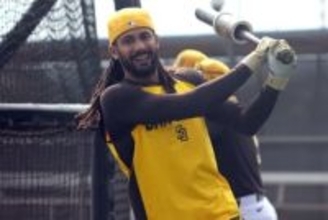 「どうやって勝つねん」3576億円軍団に日米唖然　飛び交う札束と高級時計「怖すぎる」