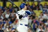 ド軍勝利から3分後…MLB公式が添えた1枚　大谷翔平15号に“接近”「かっこいい」
