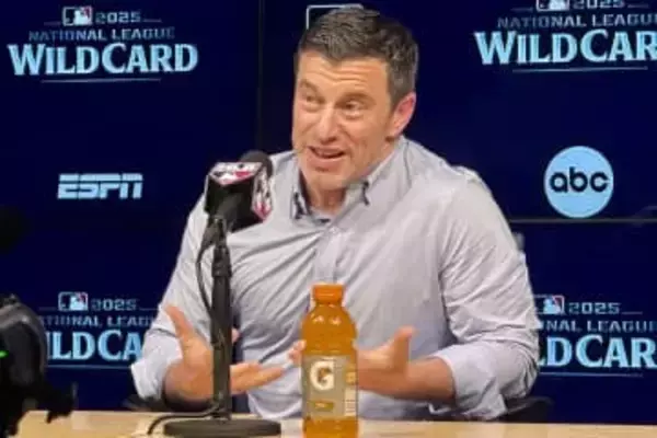 痛恨シーンに“ブチ切れ”「椅子投げた」　ド軍編制本部長が反省「誇れることじゃない」