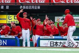 広島新ユニ撮影で「なんかダサい！」　デザイン好評のはずが…若手2人に飛んできた野次