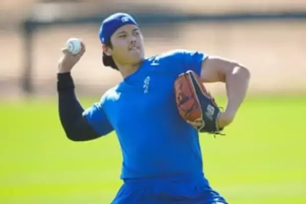 大谷翔平を“自動追跡”する「尋常ではない群衆」　異例の民族大移動…地元メディアが目撃