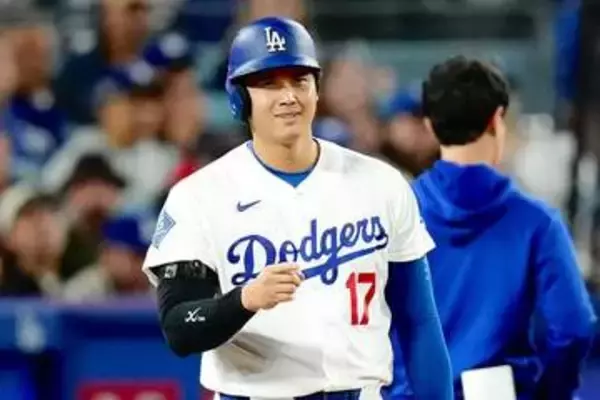 大谷翔平は「明日先発する」　右手死球で交代も…監督明言、リアル二刀流は「決めていない」