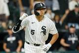 「村上宗隆、5月の月間最優秀新人に選出　MLB機構発表…8HR18打点の活躍、日本選手で9人目の快挙」の画像1
