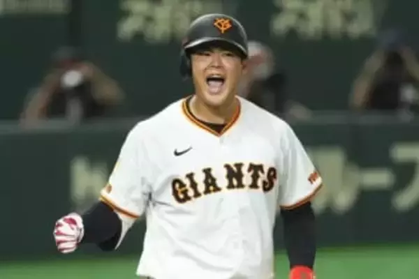 体勢崩されてフェン直の衝撃…巨人22歳は「化け物」　“覚醒前夜”に高まる期待
