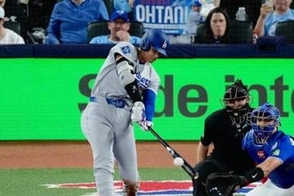 大谷翔平、先制打で5連勝に貢献　ヒヤリの場面も…42試合連続出塁で日本記録にあと「1」