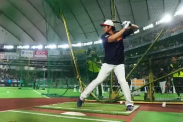 大谷翔平、推定150mの“照明直撃”特大弾　東京D騒然…柵越え率は驚異の「.600」