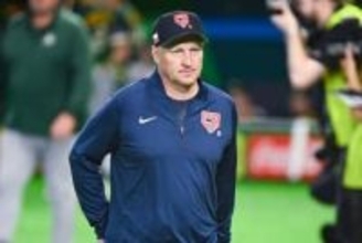 侍Jから学んだ“作法”「最も強い部分」　敗戦後に日本流の行動…チェコ監督が明かした意味