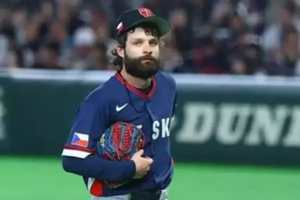 侍ジャパン悲劇の敗戦に…“涙”したチェコ右腕　SNSに投稿、国の垣根を超えた友情