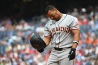 約407億円も引き継いだのに…　“出ない方がマシ”の大不振、237HR男が「まるで別人」