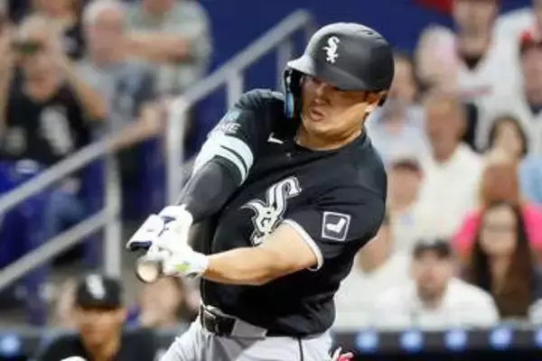 村上宗隆、5戦連発の10号　MLB新人記録＆球団タイ記録を達成…リーグ単独2位、年67発ペース