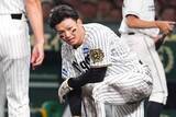 「甲子園こだます悲鳴「なんにも手がつかん」　森下の“死球交代”に落胆「あの痛がり方は…」」の画像1