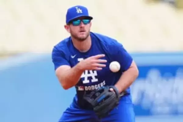 実は大谷と一緒にいたド軍同僚　“記念すべき発表”前に発見され話題「もう始めてるのか」