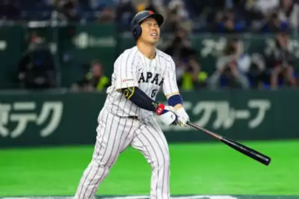 鷹・小久保監督「近藤が心配でメールしました」　届けた「やったれ！」…力強い返信に笑顔