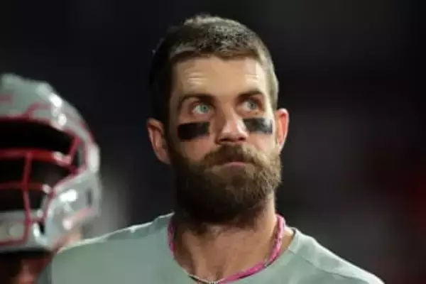 27HRも「エリートじゃない」…球団社長の発言に怒り　ファン賛否「過剰に反応しすぎ」